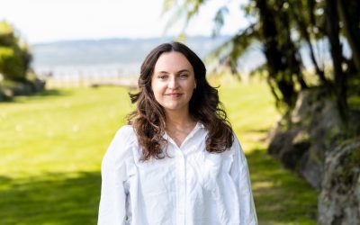 Zoë Liddell | Ko wai mātou